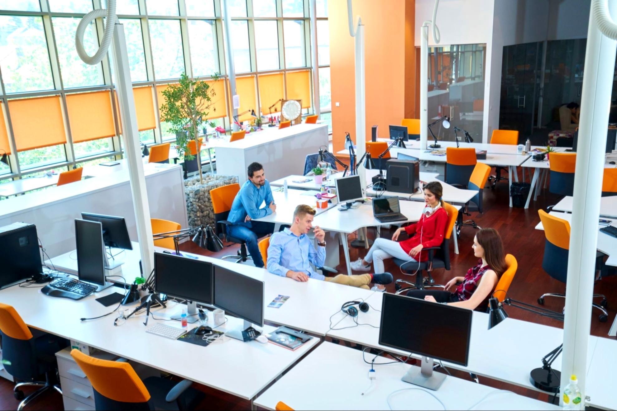 Interactive learning environment and course materials